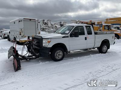2015 Ford F-250 SD Extended-Cab Pickup Truck