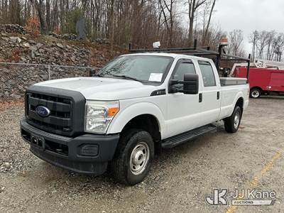 2016 Ford F-250 SD Crew-Cab Pickup Truck