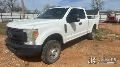 2017 Ford F-250 SD Extended-Cab Pickup Truck