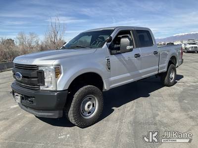 2019 Ford F250 4x4 Crew-Cab Pickup Truck