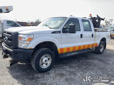 2015 Ford F250 4x4 Crew-Cab Pickup Truck