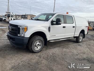 2017 Ford F250 4x4 Crew-Cab Pickup Truck