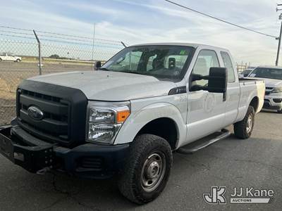 2015 Ford F-250 SD Extended-Cab Pickup Truck