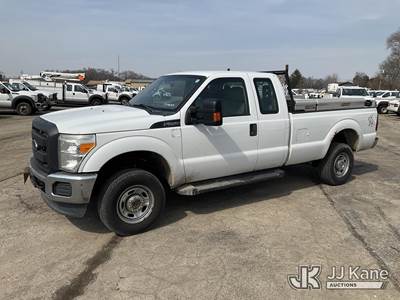 2015 Ford F-250 SD Extended-Cab Pickup Truck