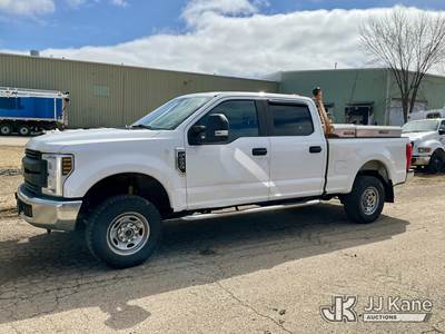 2019 Ford F-250 SD Crew-Cab Pickup Truck
