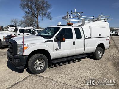 2015 Ford F-250 SD Extended-Cab Pickup Truck