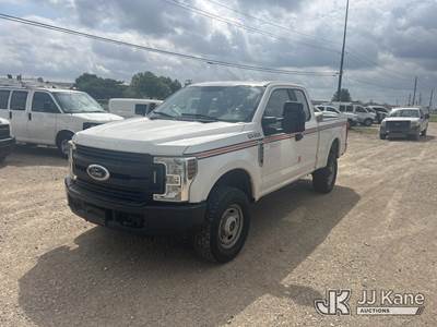 2019 Ford F-250 SD Extended-Cab Pickup Truck