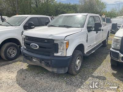 2017 Ford F250 4x4 Crew-Cab Pickup Truck