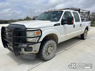 2015 Ford F250 4x4 Crew-Cab Pickup Truck