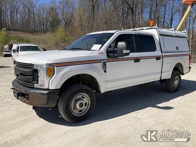 2017 Ford F-250 SD Crew-Cab Pickup Truck