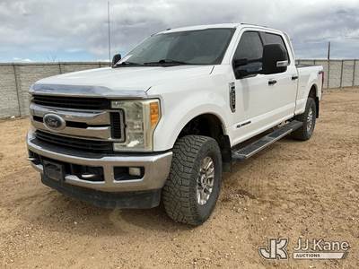 2017 Ford F250 4x4 Crew-Cab Pickup Truck