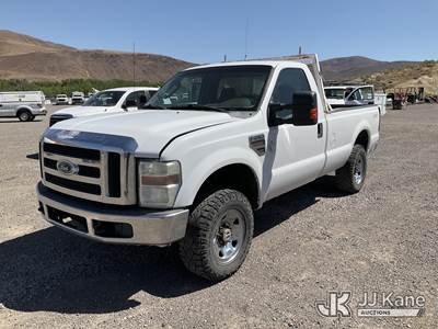 2009 Ford F-250 SD XLT Pickup Truck