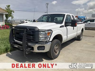 2015 Ford F-250 SD Extended-Cab Pickup Truck