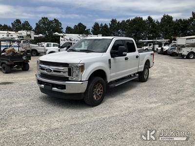 2019 Ford F250 4x4 Crew-Cab Pickup Truck
