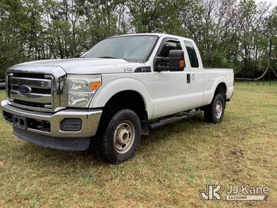 2015 Ford F250 4x4 Extended-Cab Pickup Truck