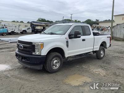 2017 Ford F250 4x4 Extended-Cab Pickup Truck