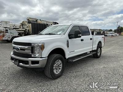2019 Ford F250 4x4 Crew-Cab Pickup Truck