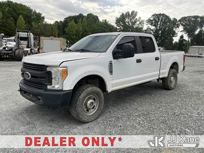 2017 Ford F250 4x4 Crew-Cab Pickup Truck