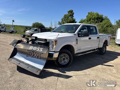 2019 Ford F250 4x4 Crew-Cab Pickup Truck