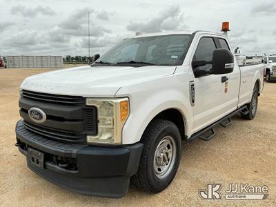 2017 Ford F250 Extended-Cab Pickup Truck
