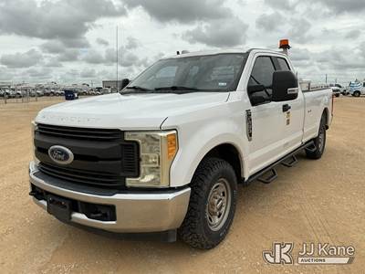 2017 Ford F250 Extended-Cab Pickup Truck