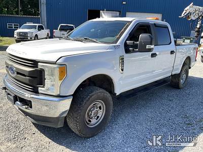 2017 Ford F250 4x4 Crew-Cab Pickup Truck