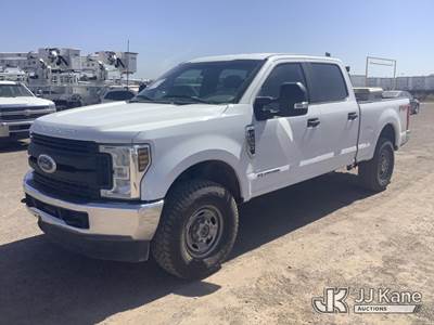 2019 Ford F250 4x4 Crew-Cab Pickup Truck