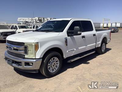 2017 Ford F-250 SD Crew-Cab Pickup Truck
