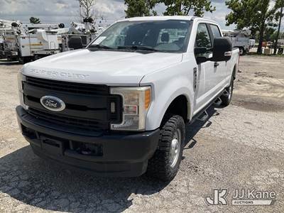 2017 Ford F250 4x4 Crew-Cab Pickup Truck