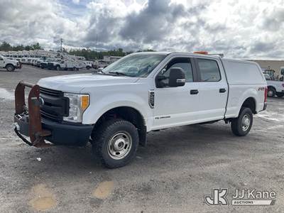 2017 Ford F-250 SD 4x4 Crew-Cab Pickup Truck