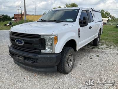 2017 Ford F-250 SD Extended-Cab Pickup Truck