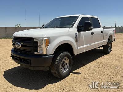 2017 Ford F-250 SD Crew-Cab Pickup Truck