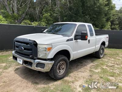 2015 Ford F250 4x4 Extended-Cab Pickup Truck