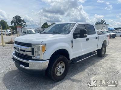 2017 Ford F250 4x4 Crew-Cab Pickup Truck