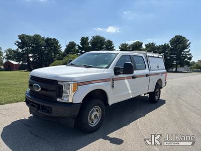 2017 Ford F-250 SD Crew-Cab Pickup Truck