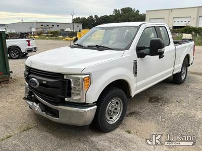 2017 Ford F-250 SD Extended-Cab Pickup Truck