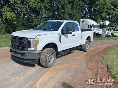 2017 Ford F-250 SD Extended-Cab Pickup Truck