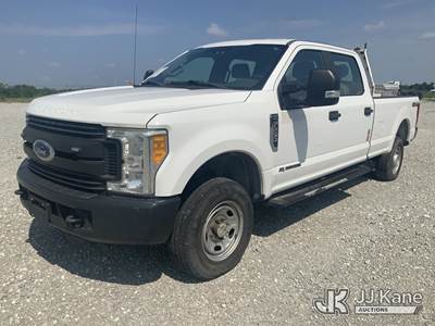 2017 Ford F250 4x4 Crew-Cab Pickup Truck