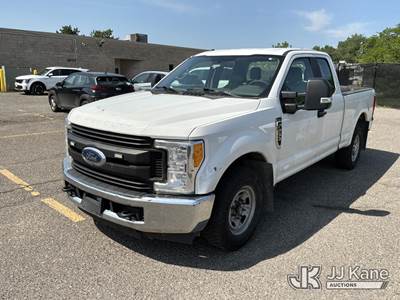 2017 Ford F-250 SD Extended-Cab Pickup Truck