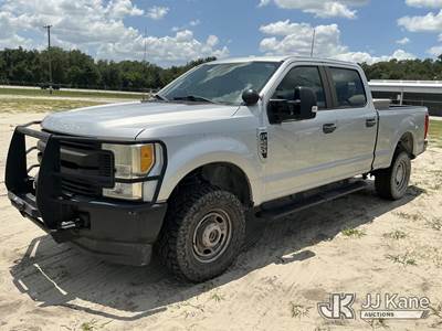 2017 Ford F250 4x4 Crew-Cab Pickup Truck