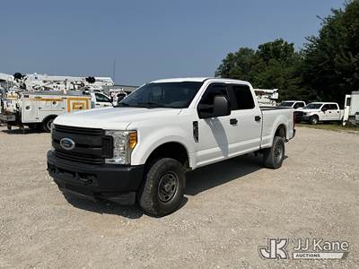 2017 Ford F250 4x4 Crew-Cab Pickup Truck