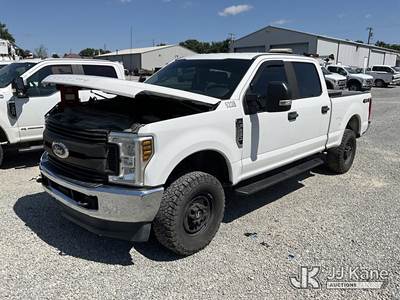 2019 Ford F250 4x4 Crew-Cab Pickup Truck