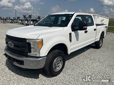2017 Ford F250 4x4 Crew-Cab Pickup Truck