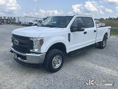 2018 Ford F250 4x4 Crew-Cab Pickup Truck