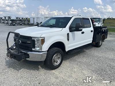 2018 Ford F-250 SD Crew-Cab Pickup Truck