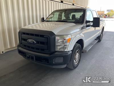 2014 Ford F-250 SD Crew-Cab Pickup Truck
