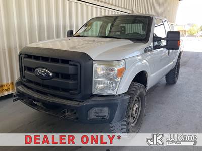 2015 Ford F-250 SD Extended-Cab Pickup Truck