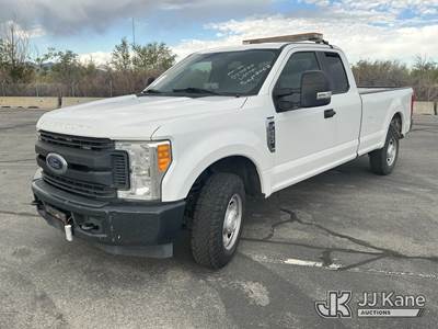 2017 Ford F250 Extended-Cab Pickup Truck