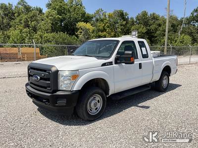 2015 Ford F-250 SD Extended-Cab Pickup Truck