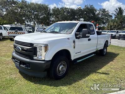 2019 Ford F250 4x4 Extended-Cab Pickup Truck